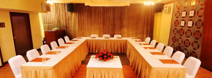 887/Fariyas Hotel - Mumbai 04.jpg